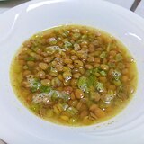 レンズ豆と蕪菜のスープ